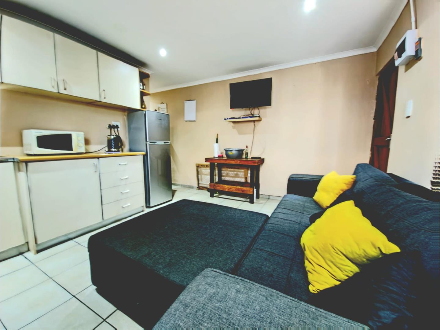 2 Bedroom Property for Sale in Electric City Western Cape
